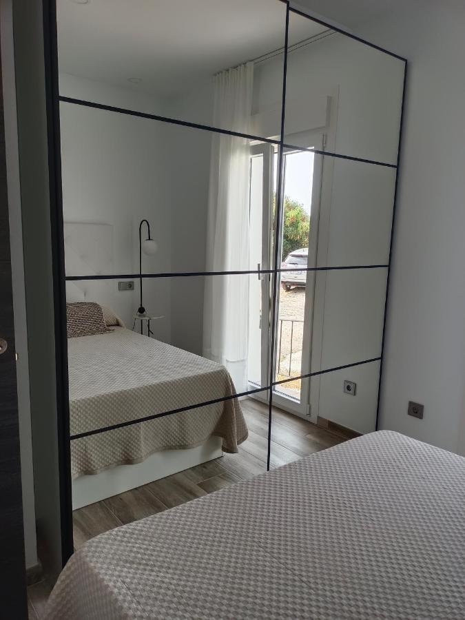 Lebana Plaza Dario Apartment Facinas Bagian luar foto